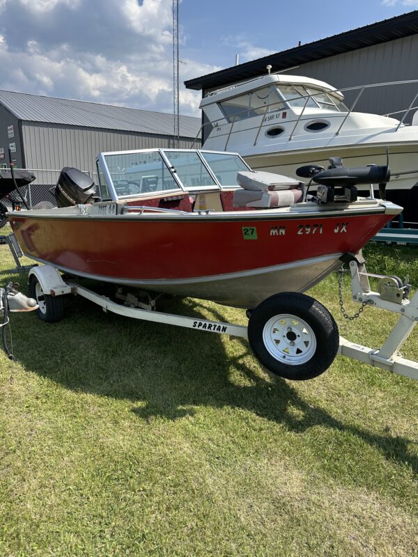 1983 LUND 16 FISHING BOAT