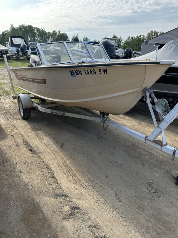 1985 16' SYLVAN RUNABOUT