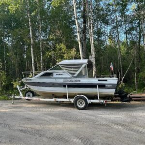 1986 CRESTLINER SABRE G/L HARDTOP